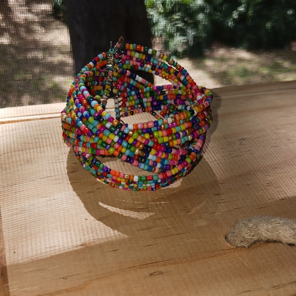 African Beaded Bracelet - Picture 1 of 5